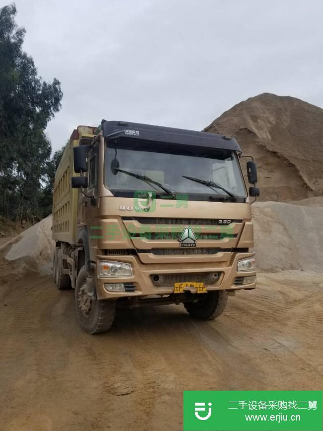 云南出售二手中國重汽自卸車