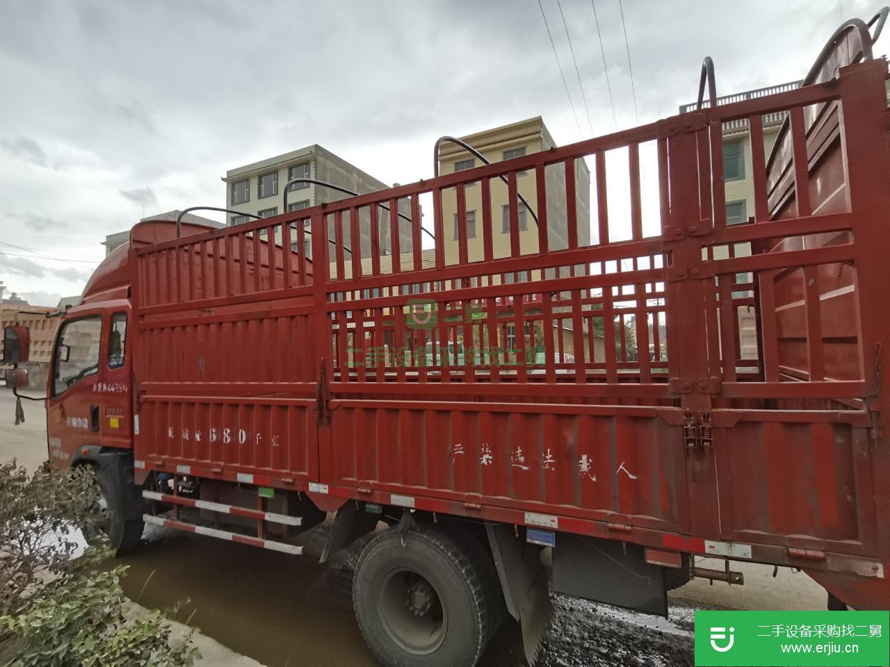 云南出售二手重汽豪沃110馬力貨車
