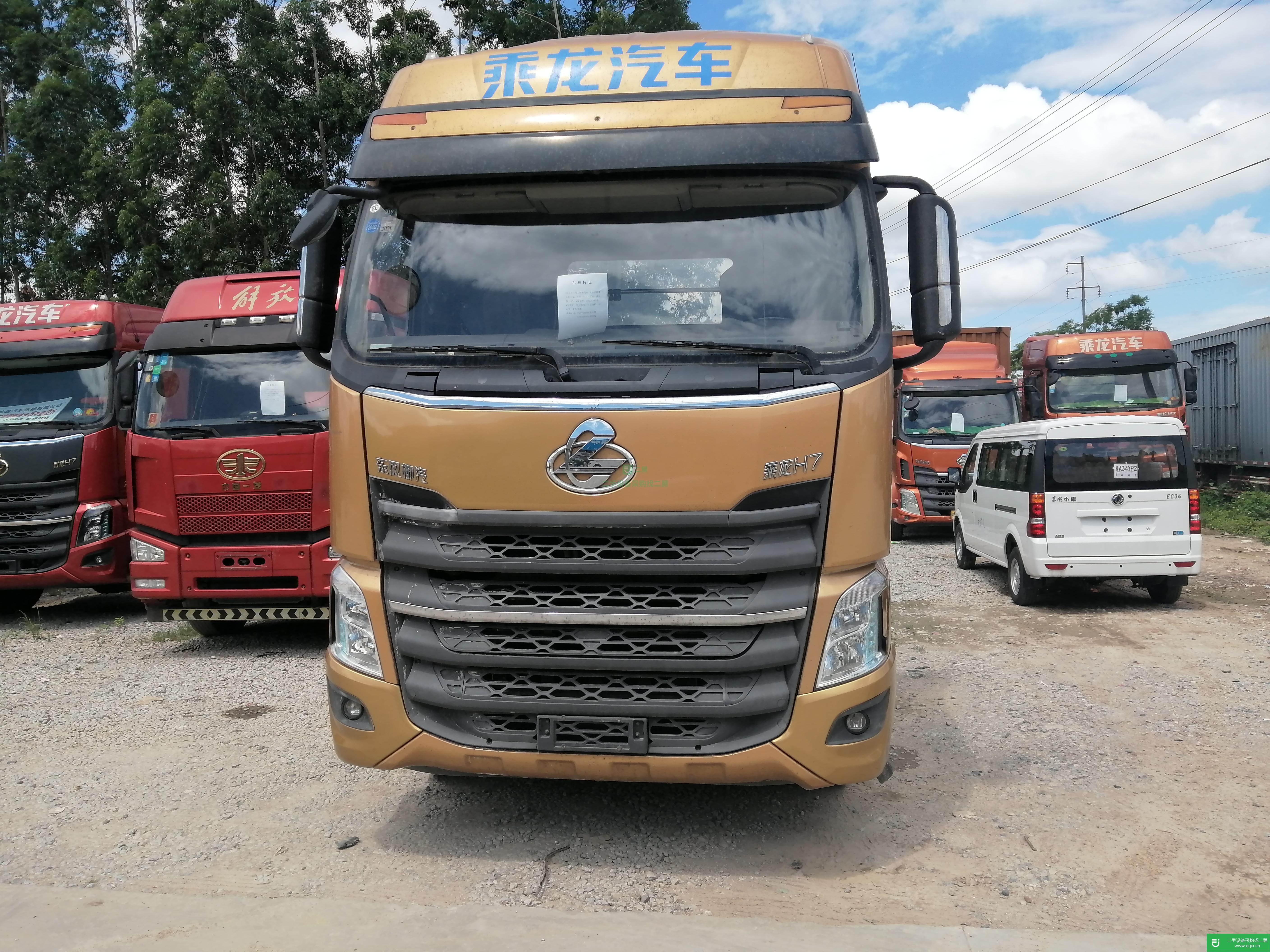 廣西出售二手東風柳汽520馬力牽引車