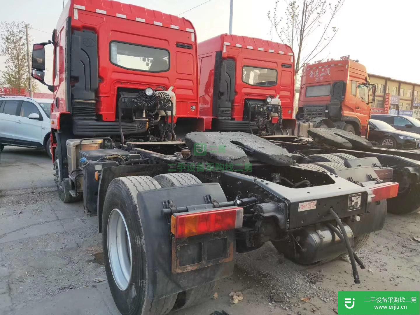 山東省出售二手上汽紅巖牽引車