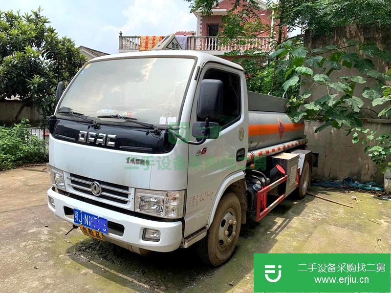 湖北出售二手東風多利卡70馬力油罐車
