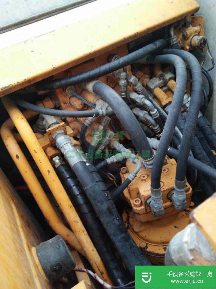 海南省出售二手加藤HD512III挖掘機