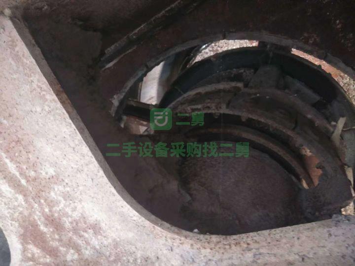 出售一臺制砂機和上海龍陽1214反擊破