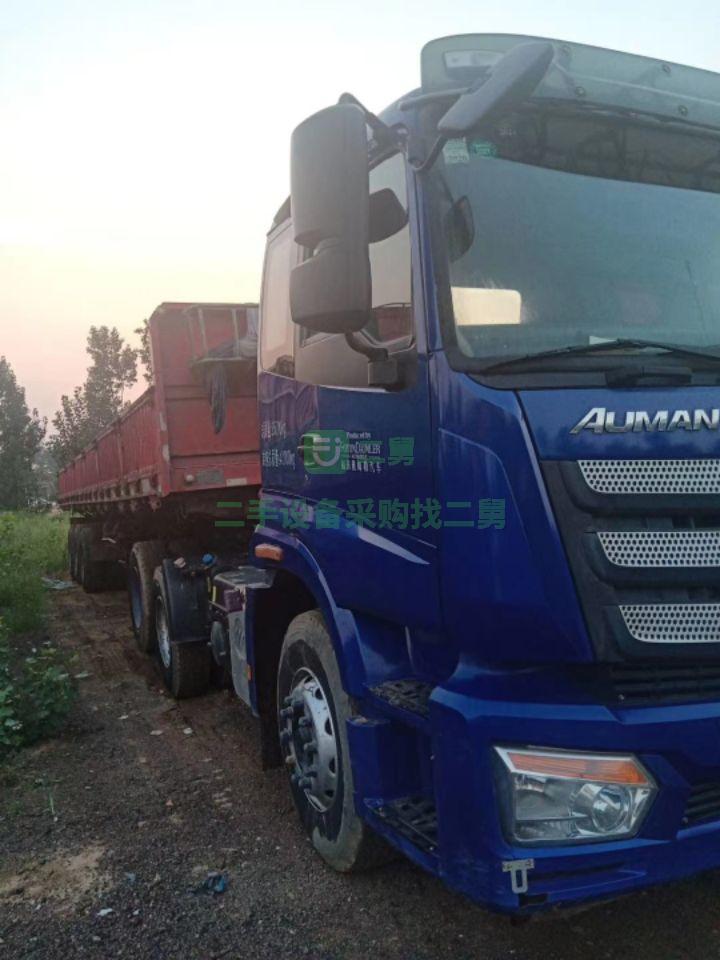出售二手的一年一個(gè)月全險(xiǎn)歐曼濰柴400低頂牽引車