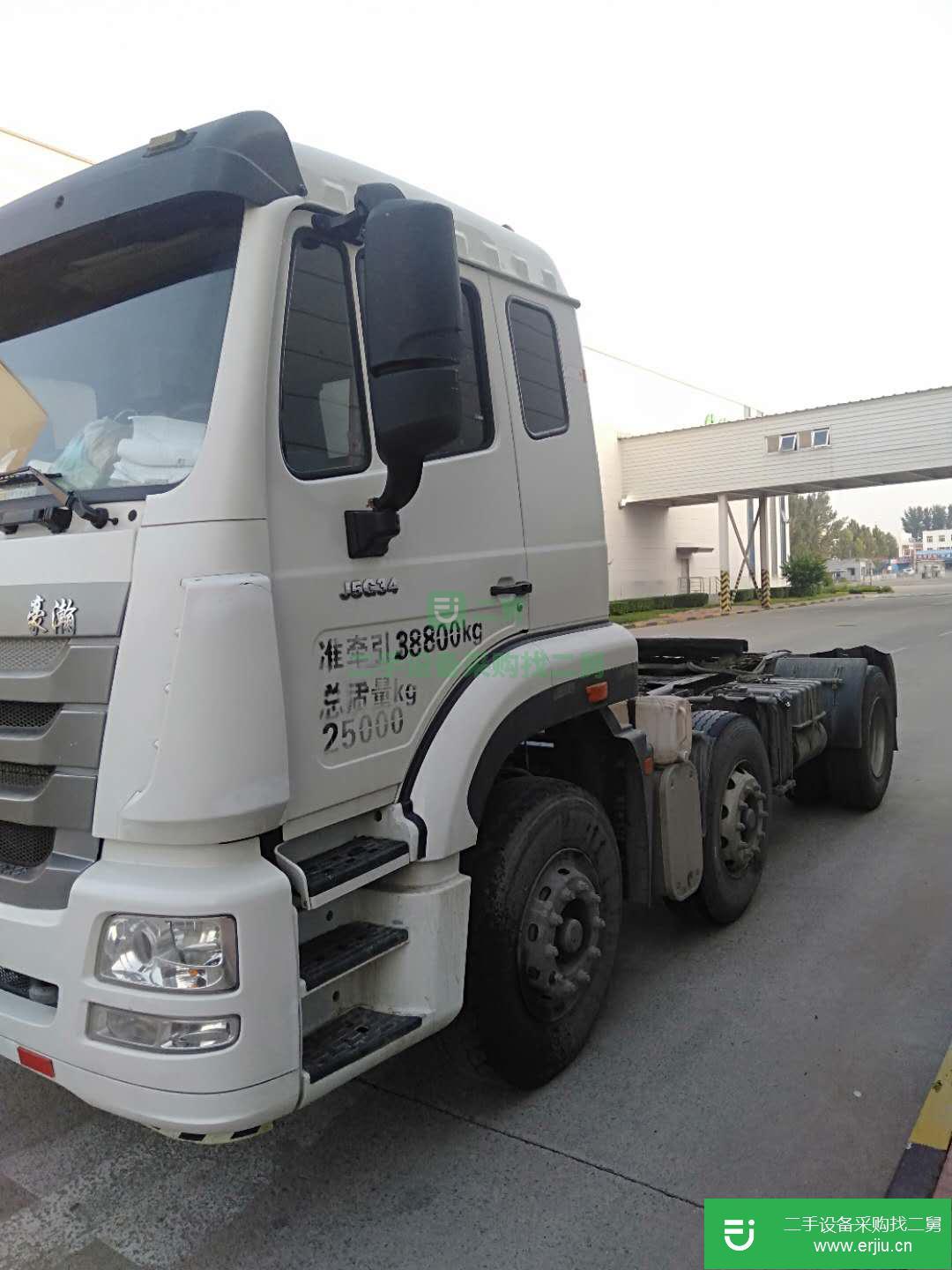 北京出售二手重汽豪瀚340馬力牽引車