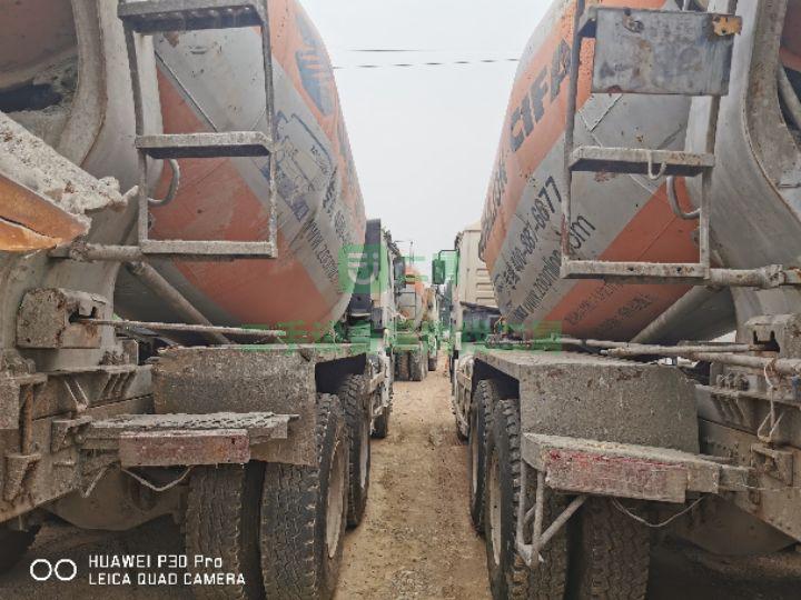 出售14年德龍中聯(lián)14方罐攪拌車