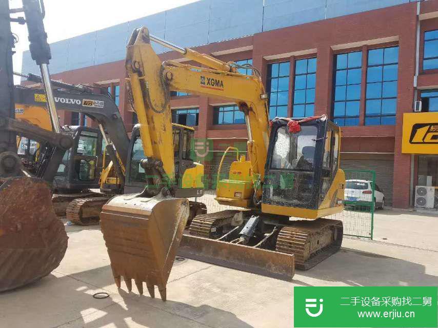 湖南省出售二手廈工XG809F挖掘機