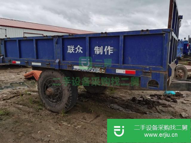 黑龍江出售一臺平板半掛車拖車