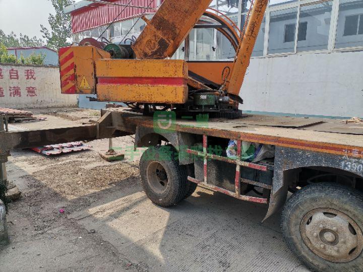 河南出售金旺變形金8噸雙溝吊車，全柴發動機