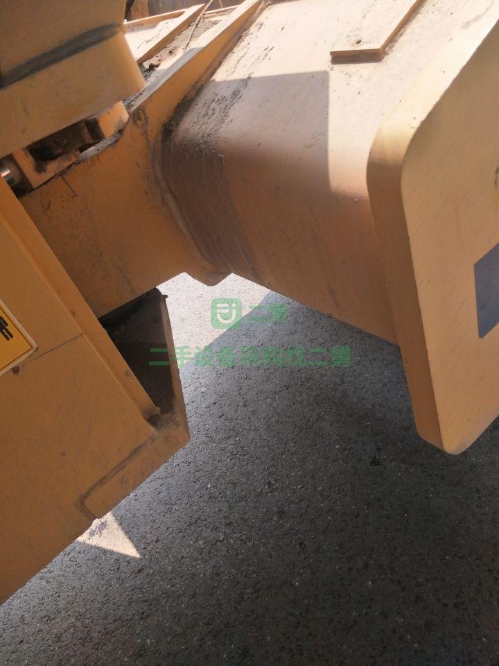 柳工627壓路機，27噸