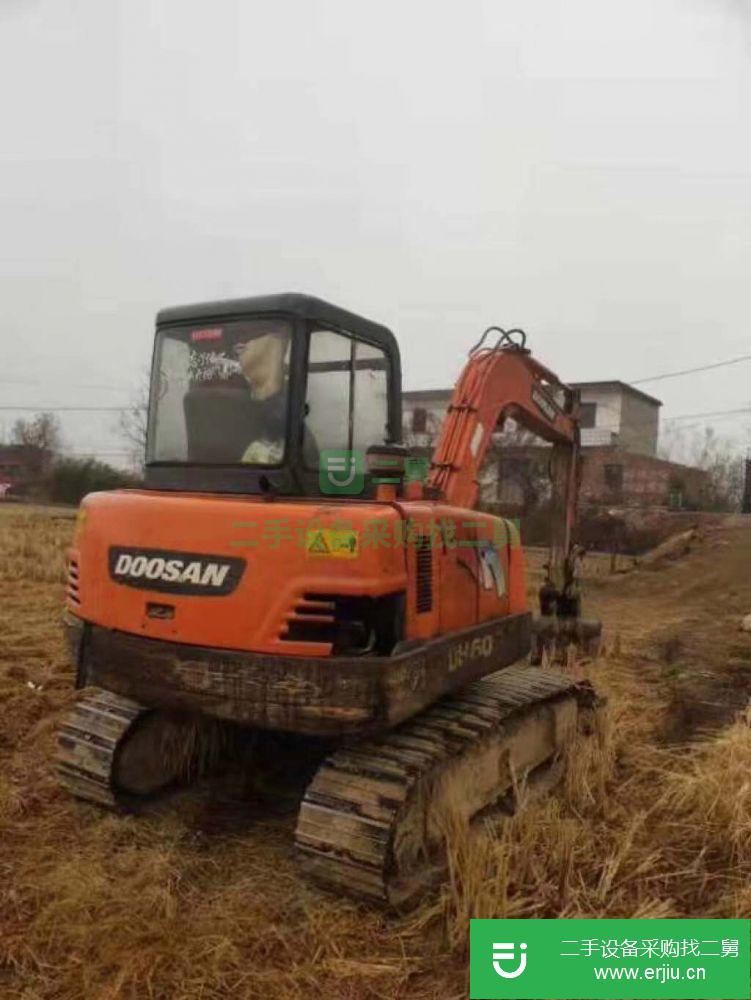 河北省出售二手斗山DH55挖掘機