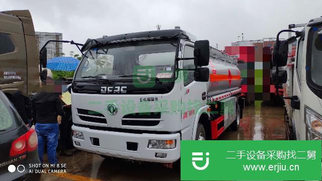 重慶出售二手東風多利卡油罐車