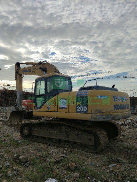 浙江出售全進口極品小松200-7挖掘機