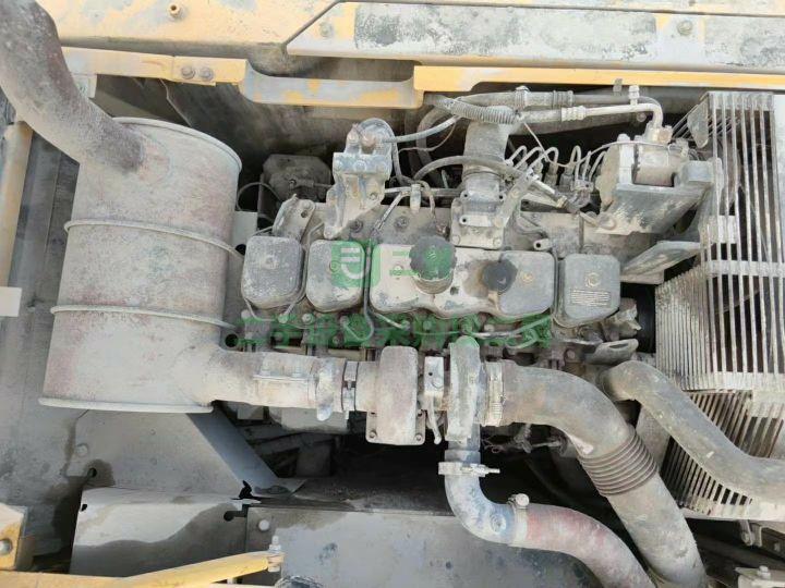 浙江出售全進口極品小松200-7挖掘機