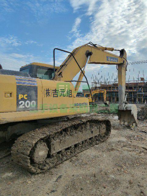 浙江出售全進口極品小松200-7挖掘機