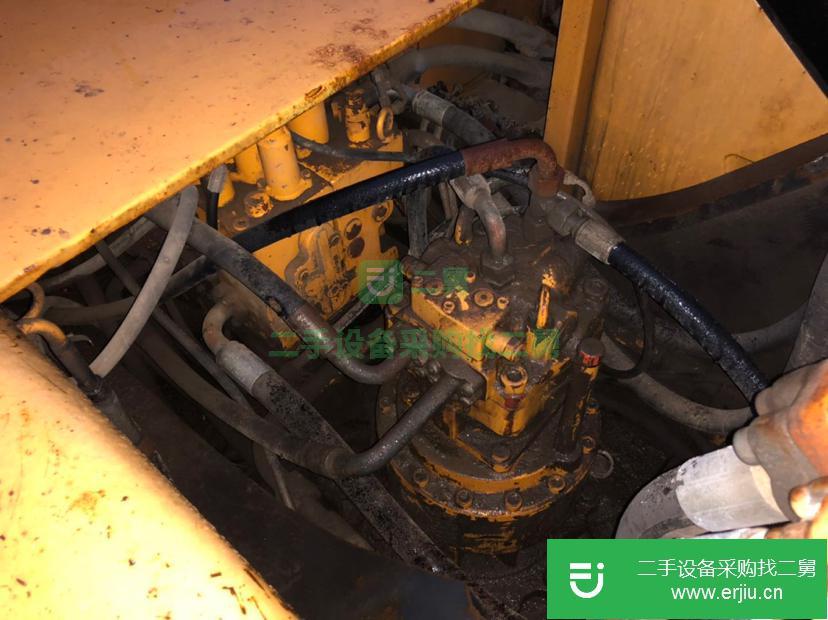 江蘇省出售二手三一重工SY215C-8S挖掘機(jī)