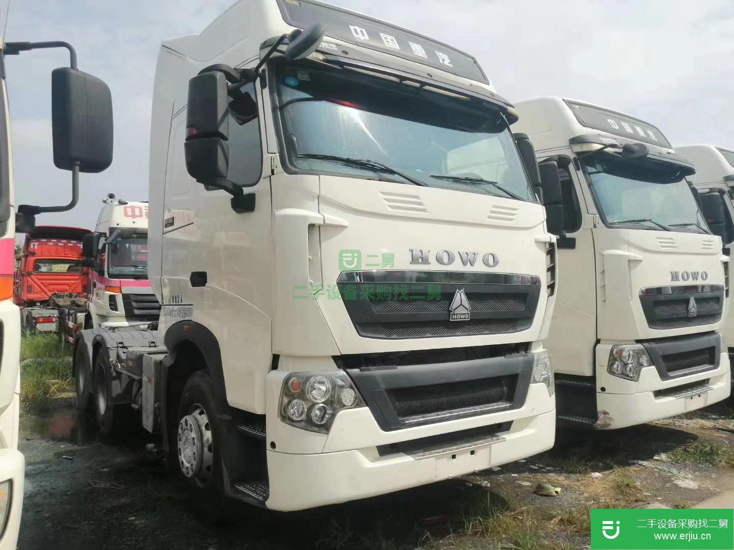 山東出售二手重汽豪沃480馬力牽引車