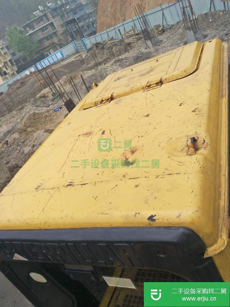 福建省出售二手卡特彼勒320B挖掘機(jī)
