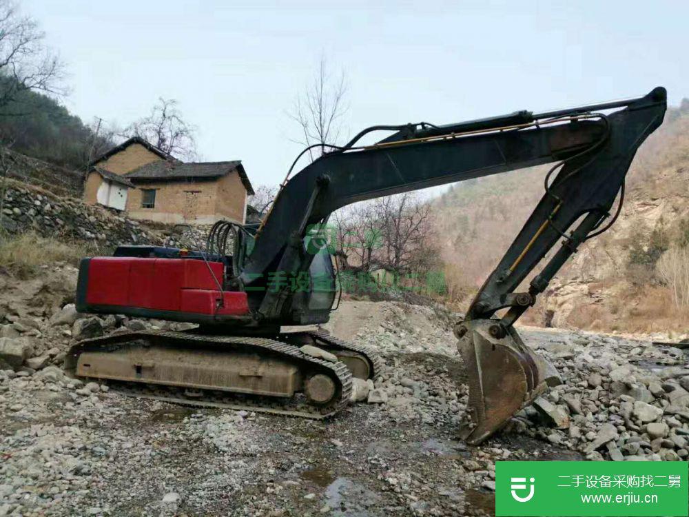 河北省出售二手山重建機JCM923C挖掘機