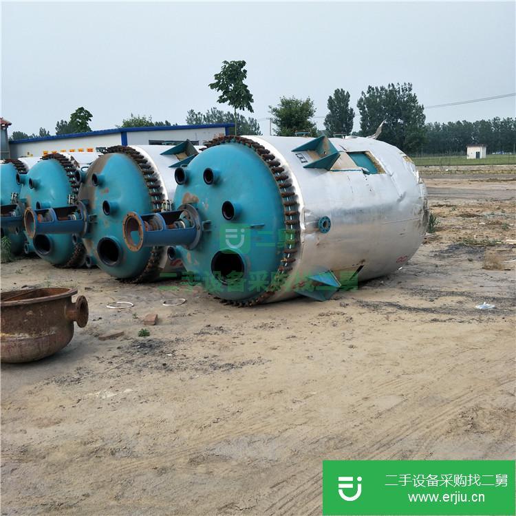 山東出售二手蒸汽加熱搪瓷反應釜