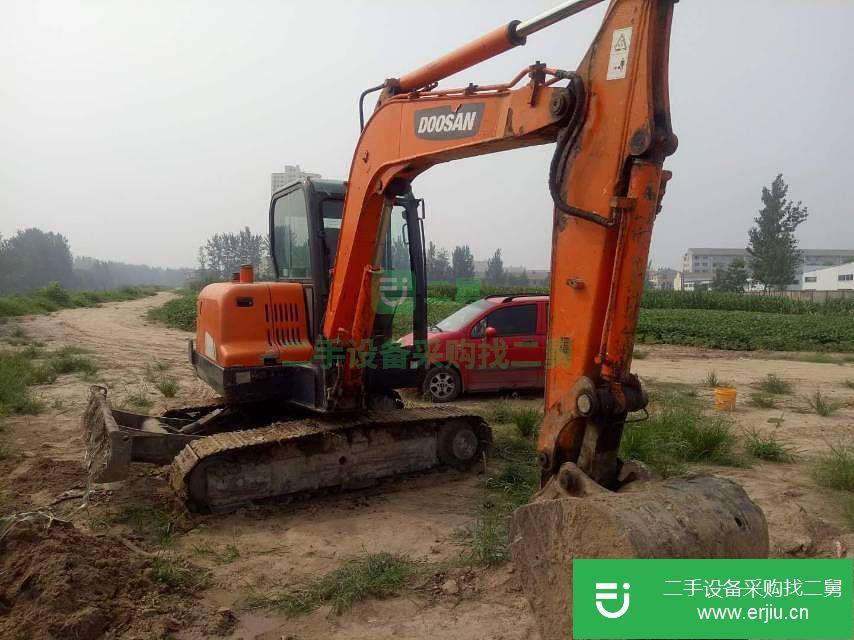 江蘇出售二手斗山DX60-7挖掘機
