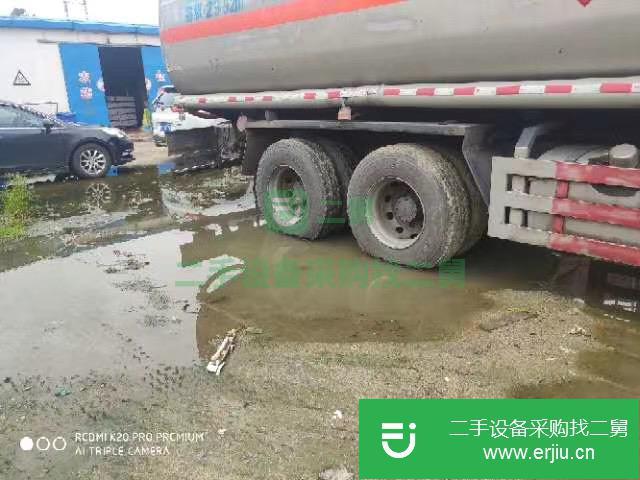湖北出售二手福田歐曼340馬力油罐車