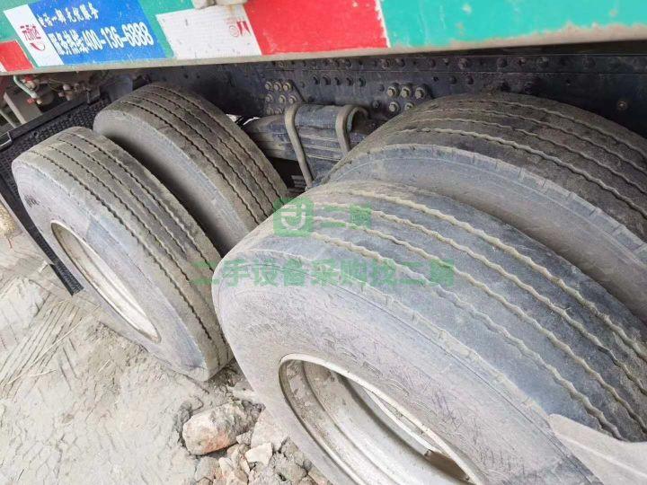 出售19年解放J6P420馬力牽引車