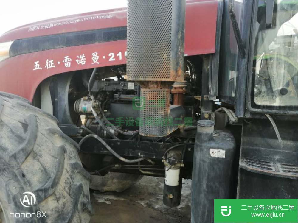 新疆低價(jià)出售一臺(tái)五征2104拖拉機(jī)