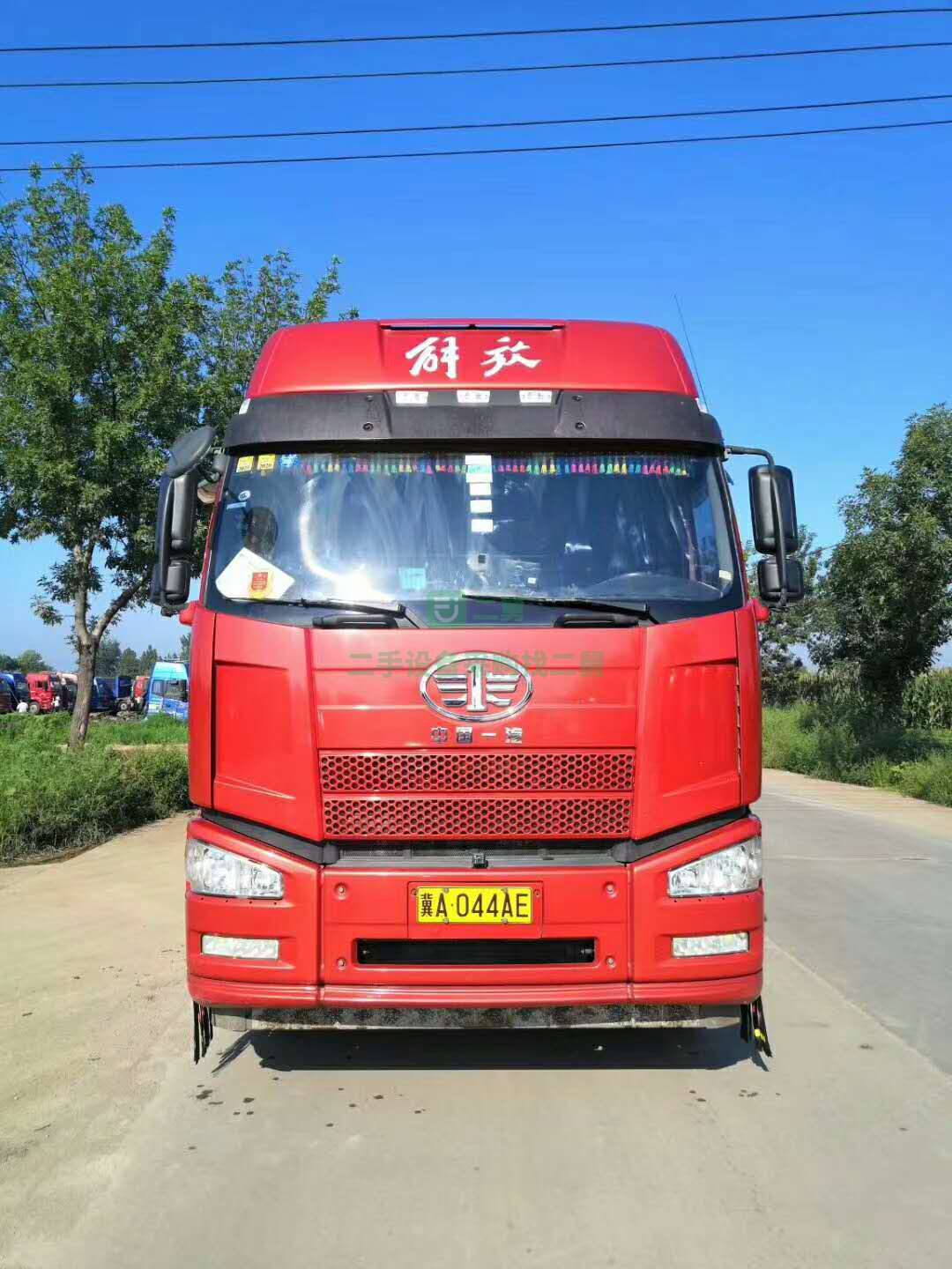 出售17年8月解放J6P牽引車寒區版車況好輪胎新