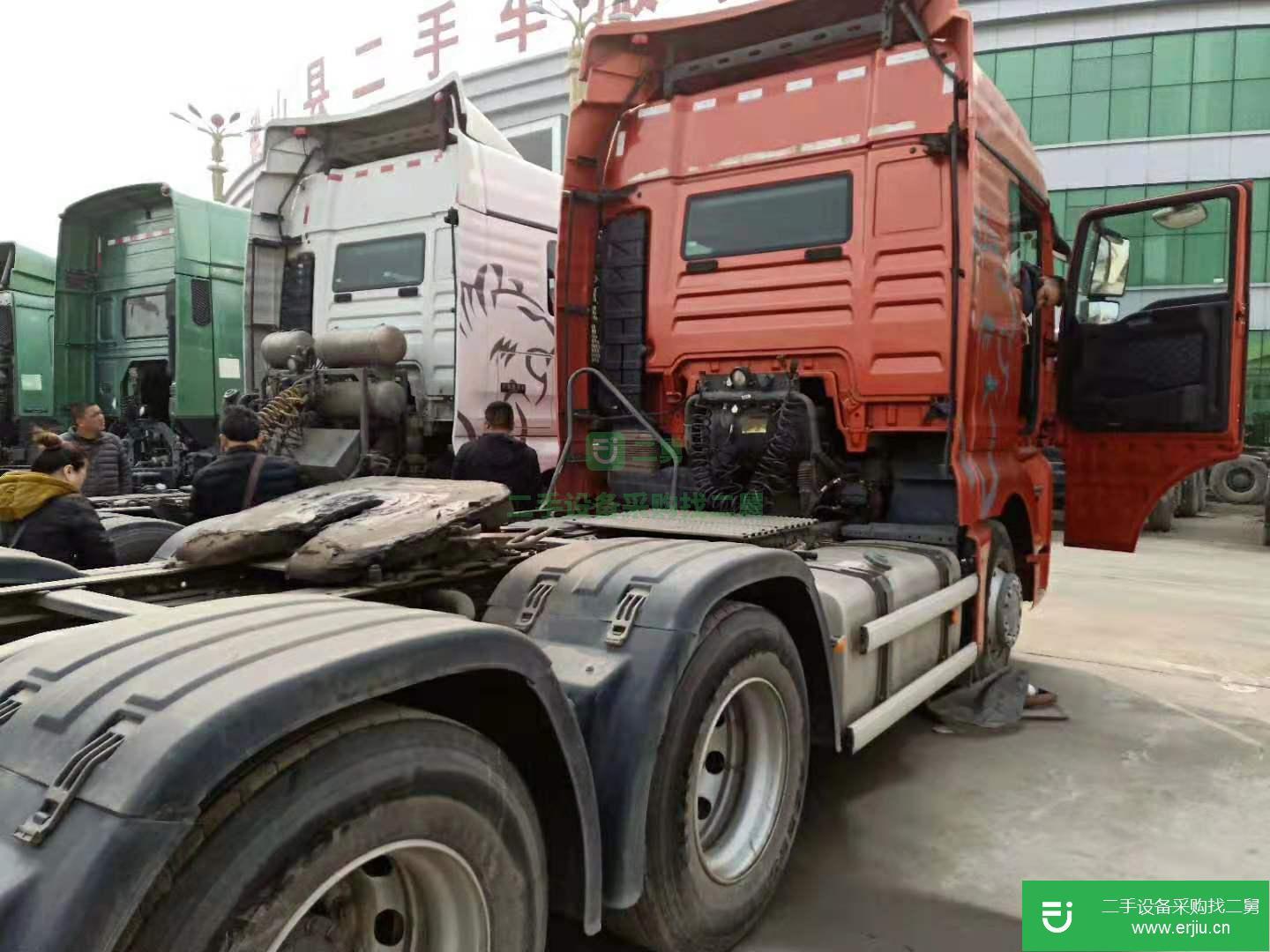 遼寧出售二手重汽汕德卡牽引車