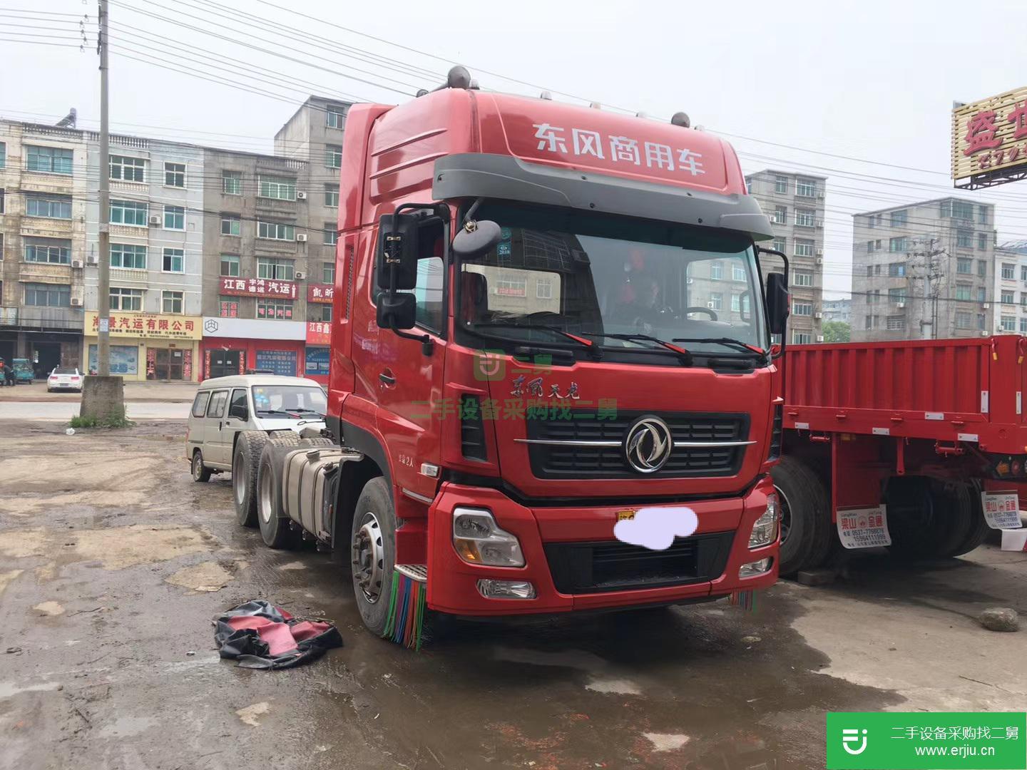 江西出售二手東風465馬力牽引車