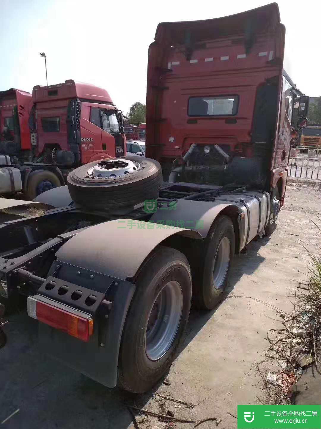 江西出售二手上汽紅巖牽引車