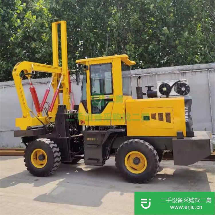 山東低價(jià)出售穩(wěn)拓wt-936公路波形梁護(hù)欄打樁機(jī)