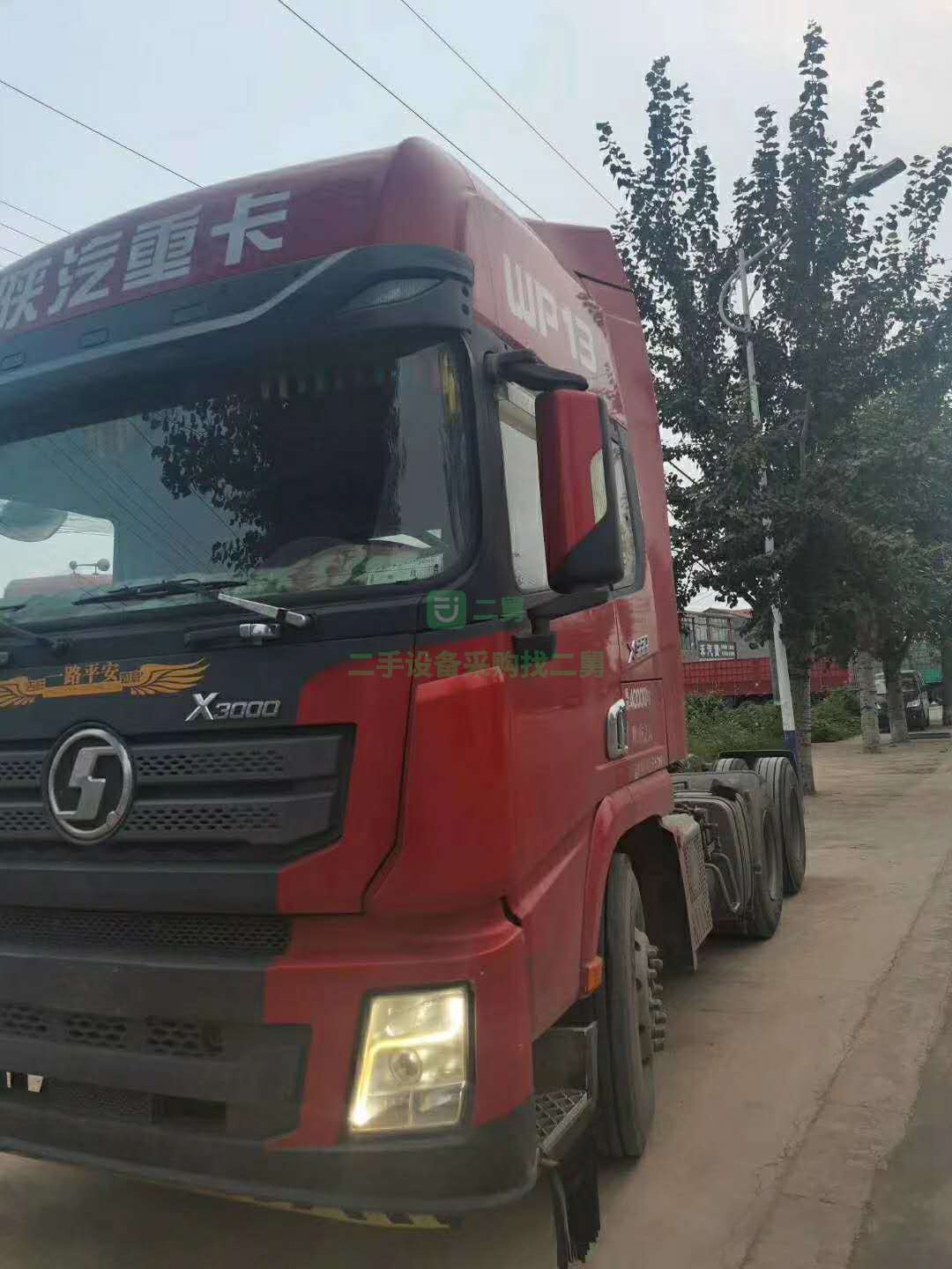 急售一臺德龍X300帶液緩保險全牽引車9成新輪胎