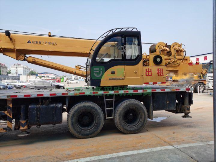 低價轉讓11年底柳工12噸四節臂吊車