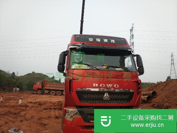 四川出售二手重汽豪沃牽引車