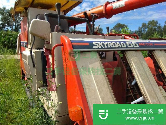 黑龍江低價(jià)出售半喂入久寶田551收割機(jī)