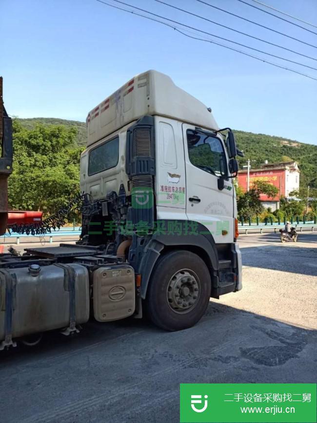 湖北出售二手日野牌牽引車