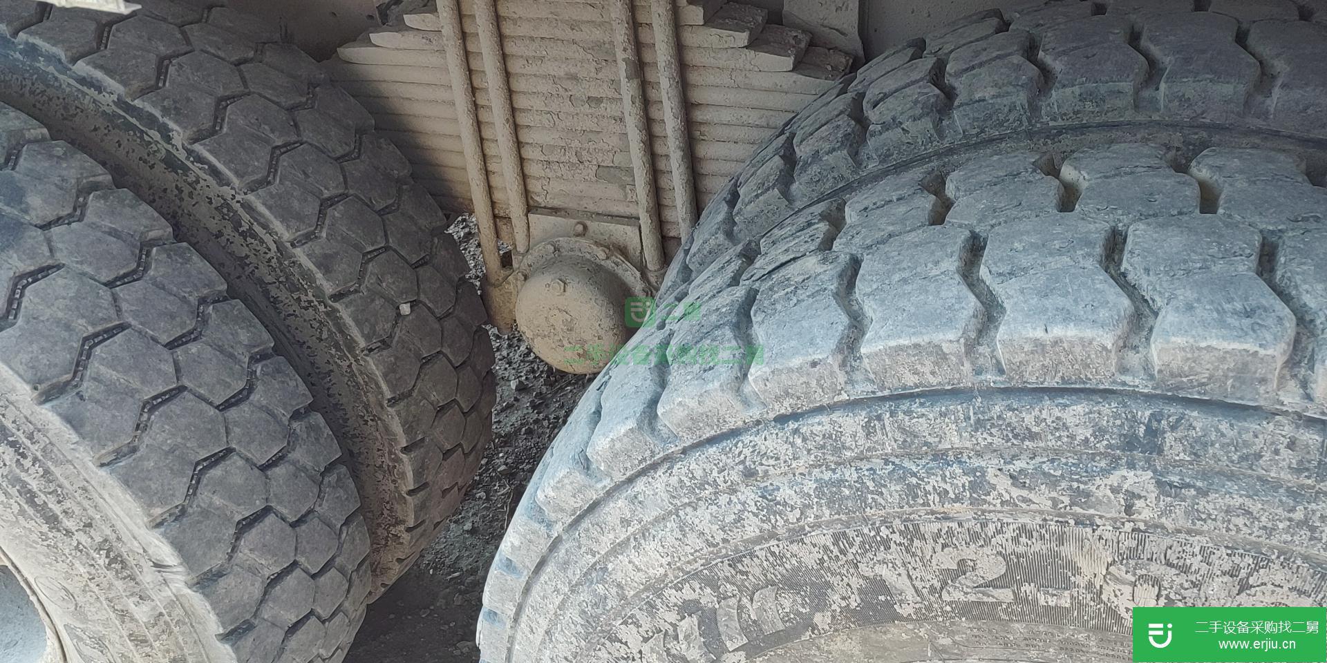 天津出售二手上汽紅巖310馬力自卸車