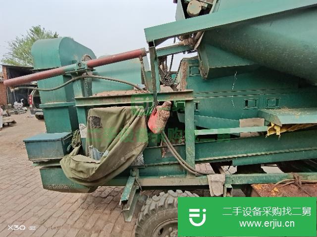 吉林出售二手大型自走四驅脫粒機