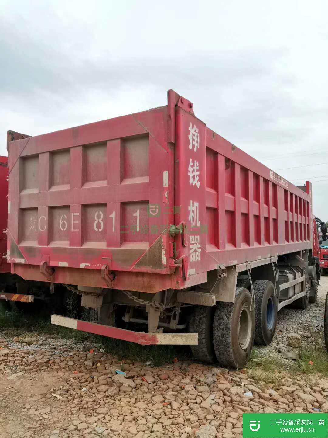 江西出售二手上汽紅巖自卸車