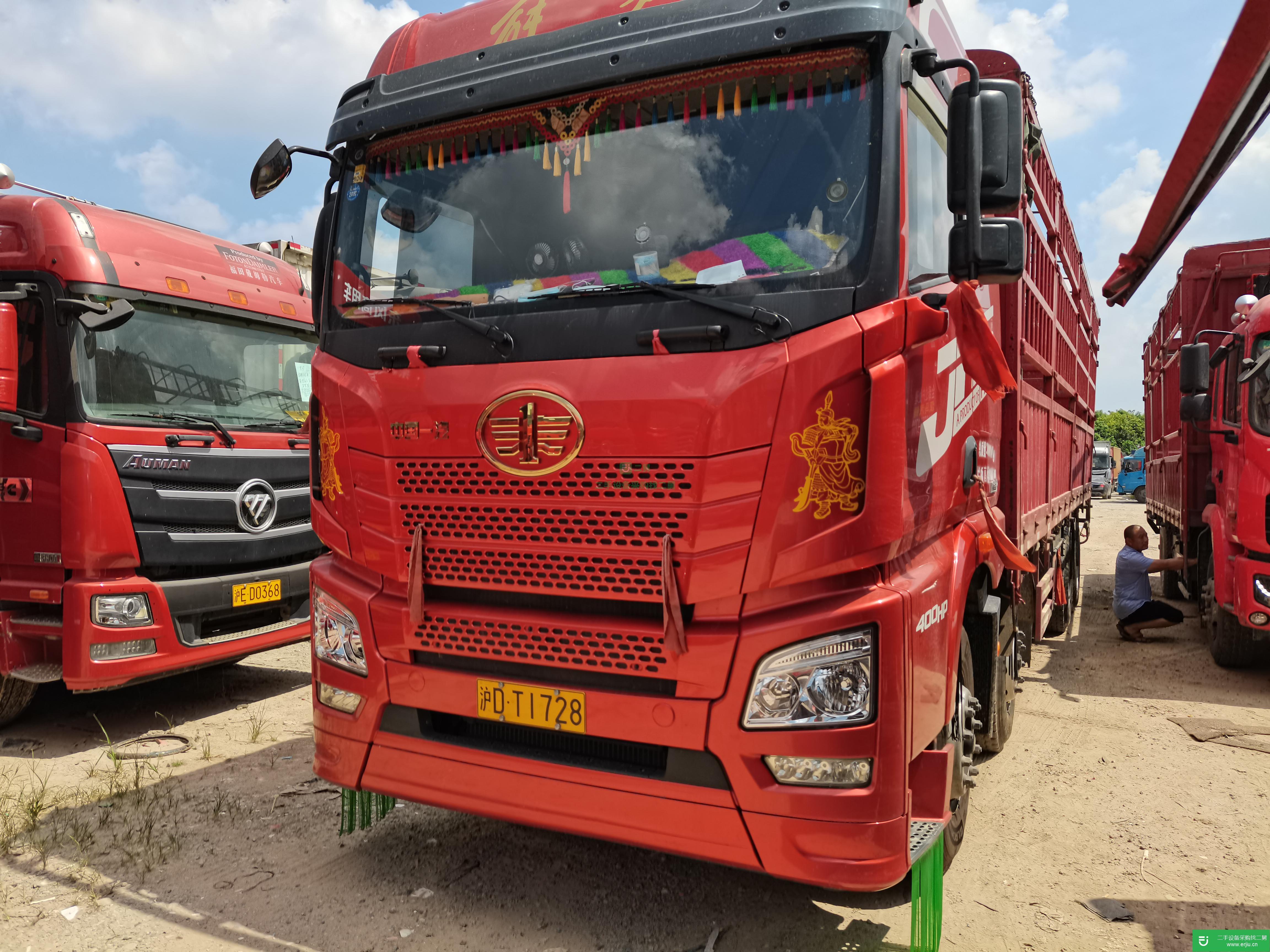 上海出售二手青島解放前四后八高欄400馬力貨車