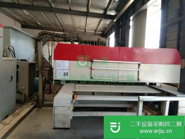 河南低價(jià)出售一臺二手玻璃鋼化鍋爐