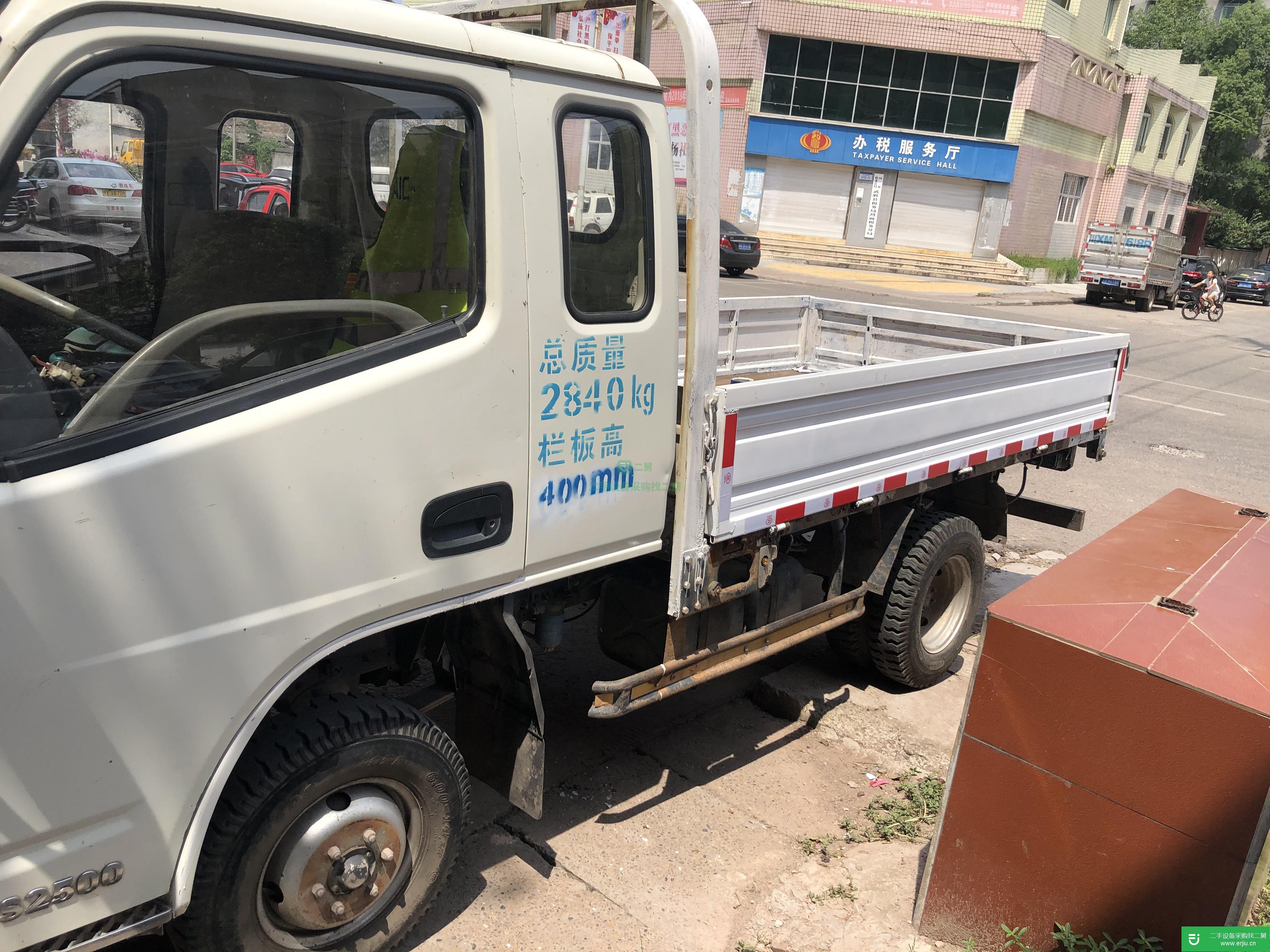 四川出售二手東風(fēng)福瑞卡貨車