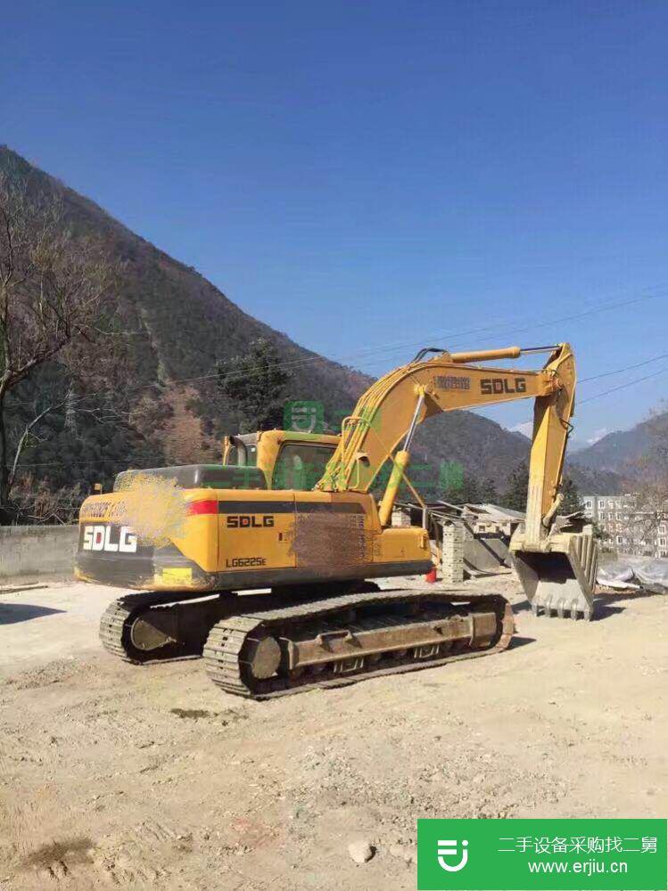 四川出售二手臨工LG6225E挖掘機