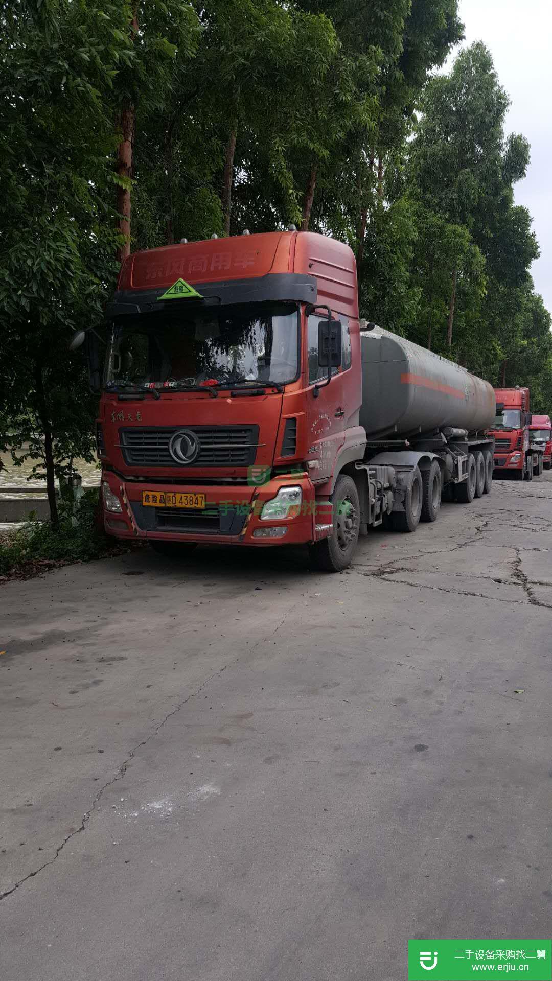 廣東出售二手東風(fēng)柳汽360馬力油罐車
