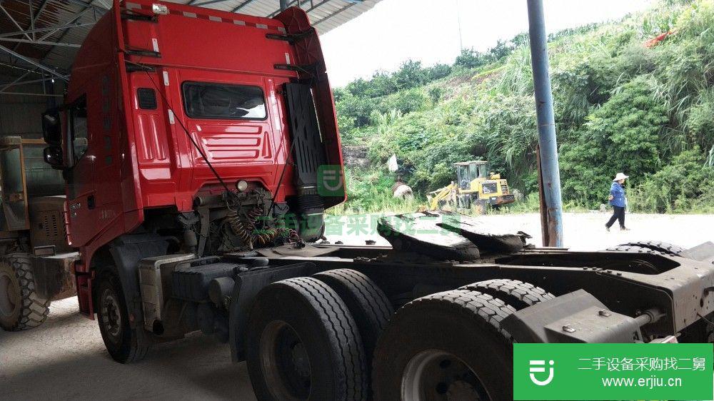湖北出售二手紅巖杰獅牽引車