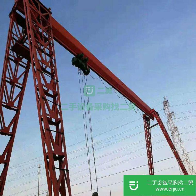 山東轉(zhuǎn)讓出售10T包廂龍門吊
