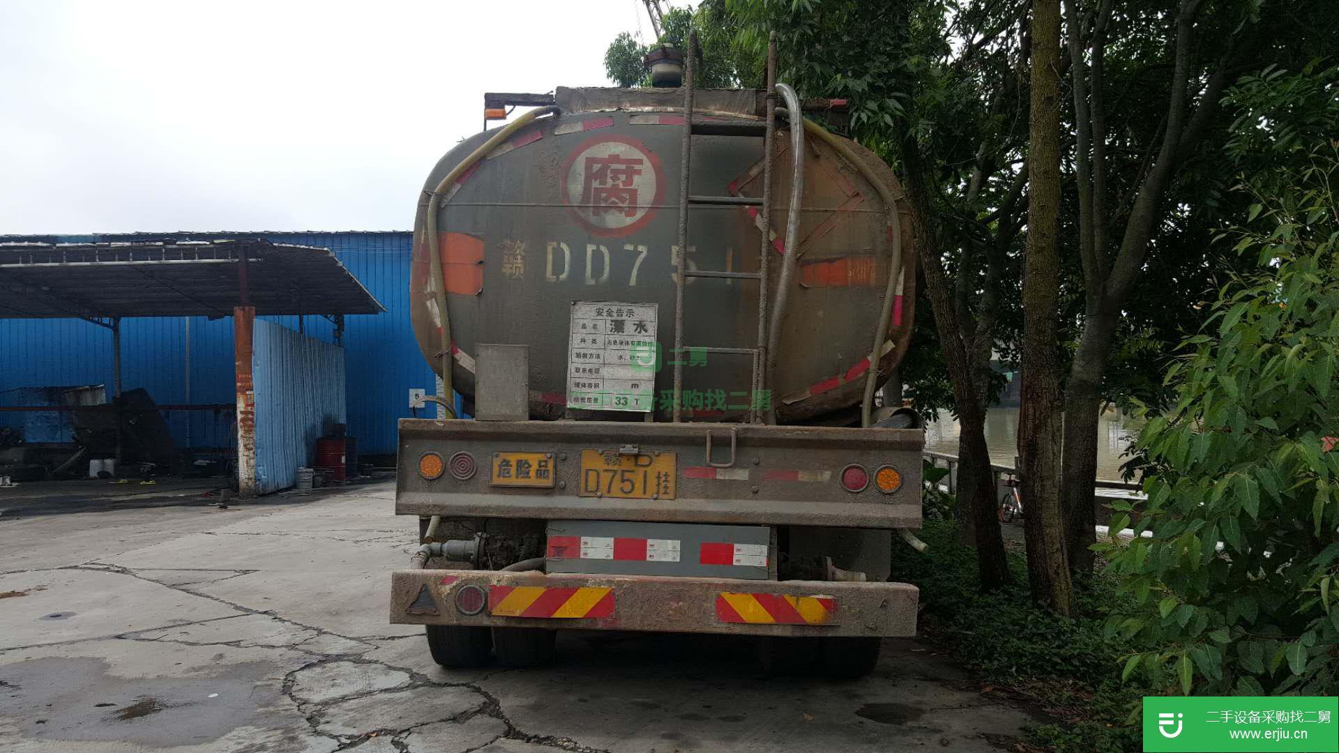 廣東出售二手東風(fēng)柳汽360馬力油罐車