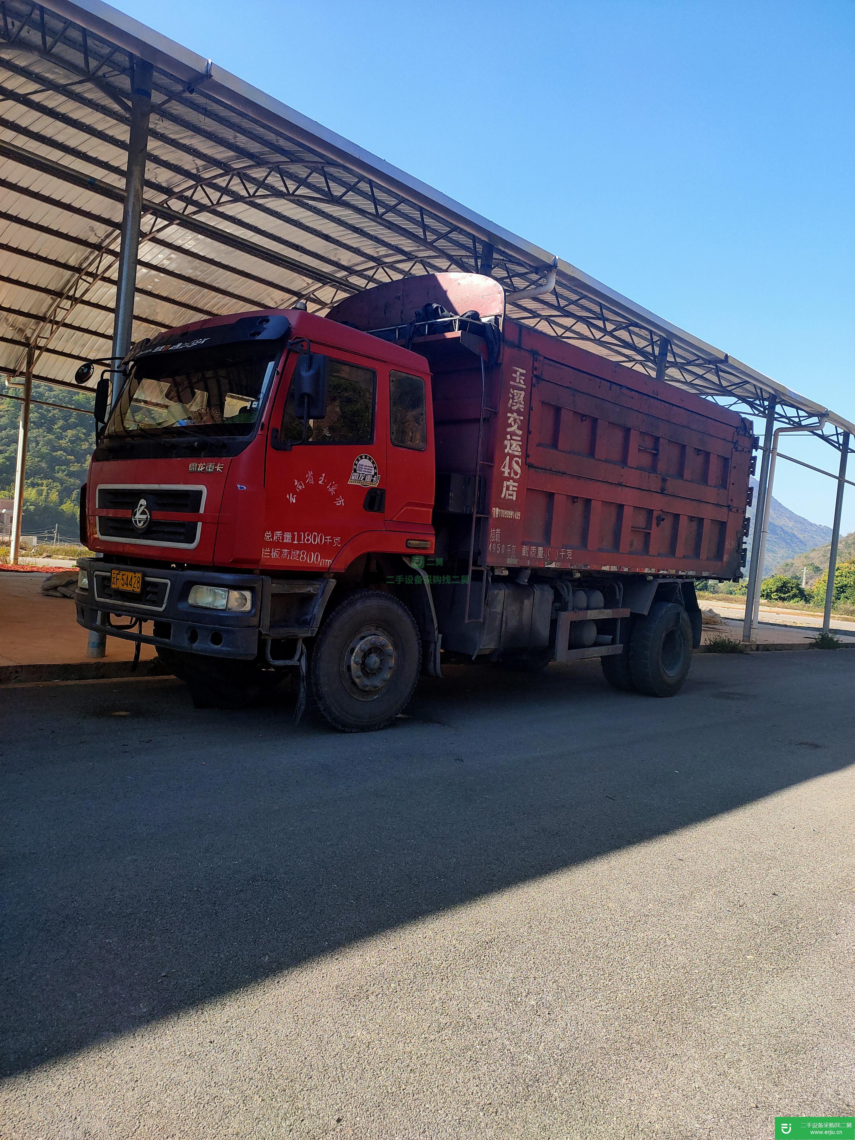 云南出售二手東風(fēng)柳汽240馬力自卸車